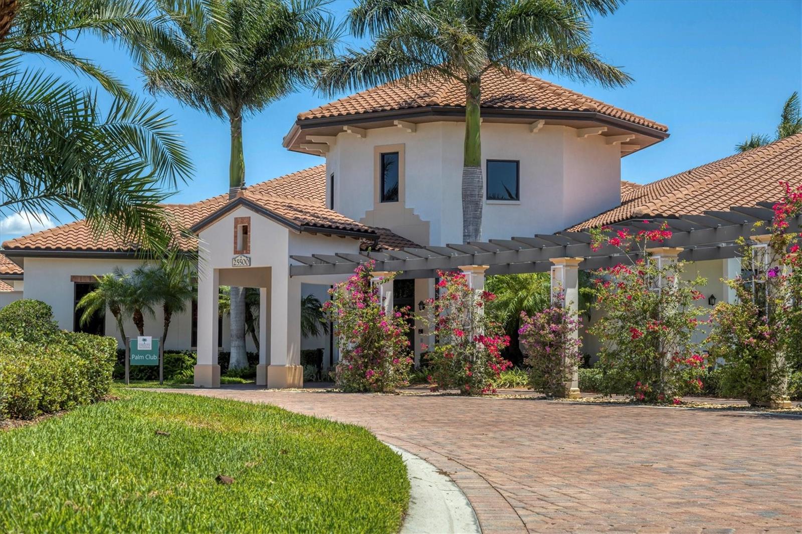 SARASOTA NATIONAL PH 13-B - Residential