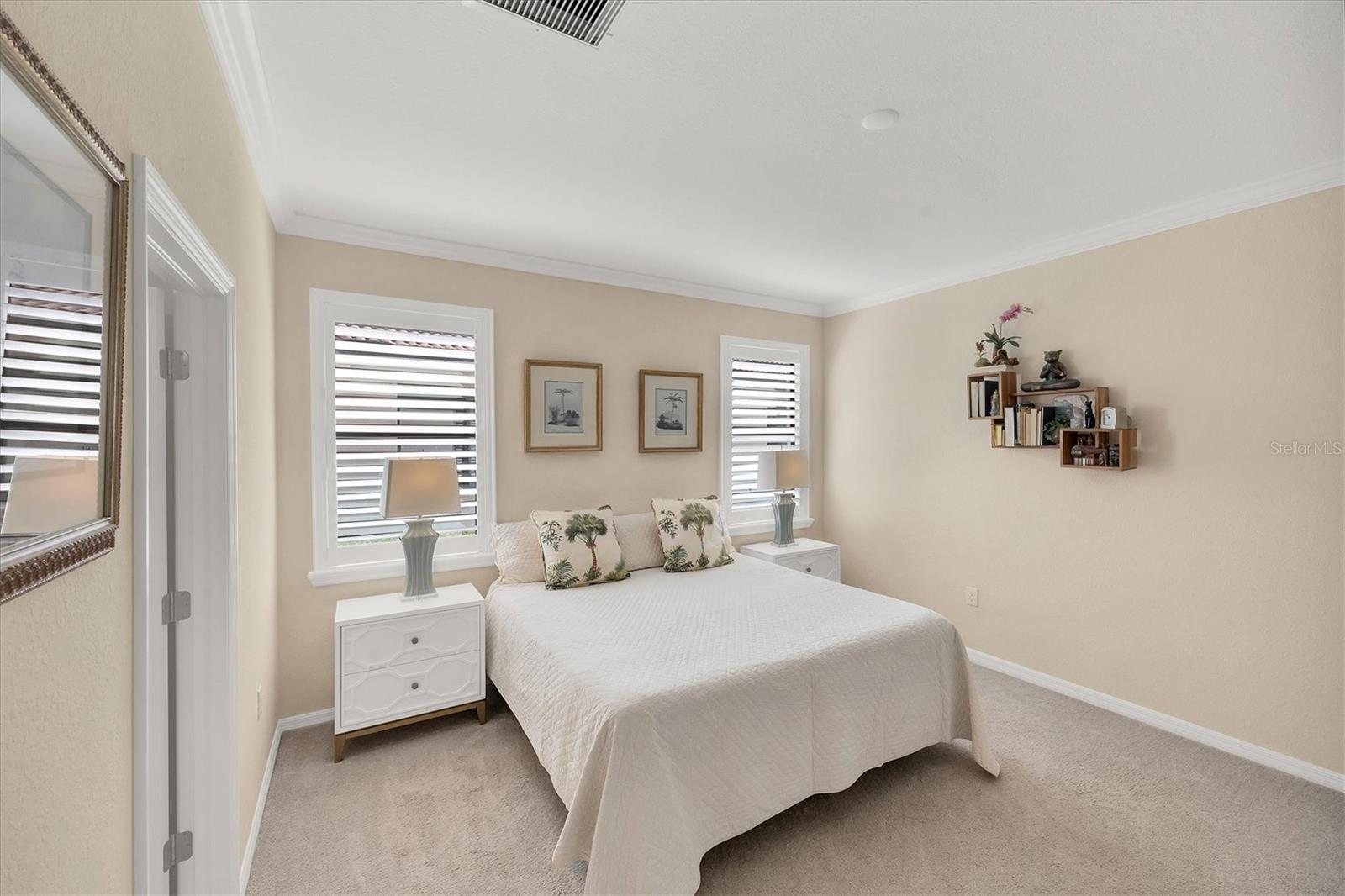 SARASOTA NATIONAL PH 13-B - Residential