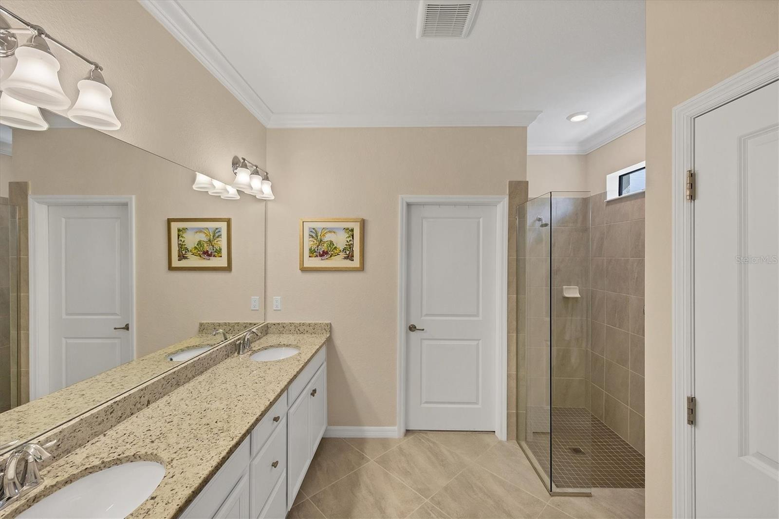 SARASOTA NATIONAL PH 13-B - Residential