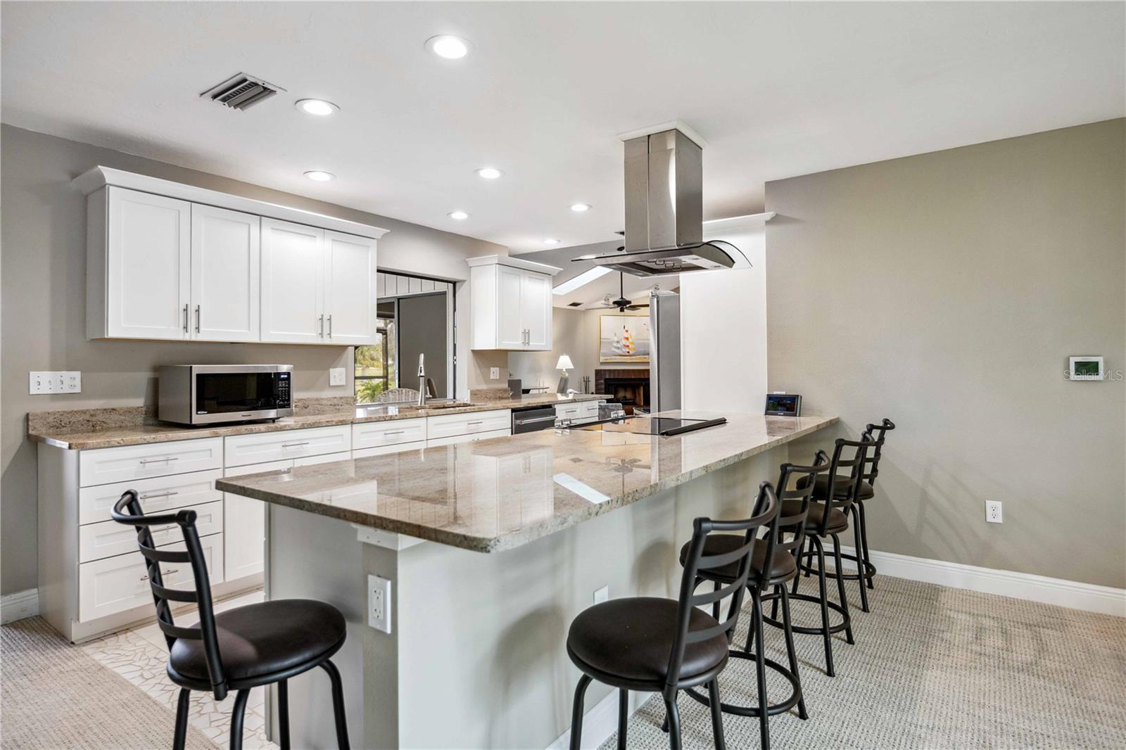 JACARANDA COUNTRY CLUB WEST VILLAGE - Residential