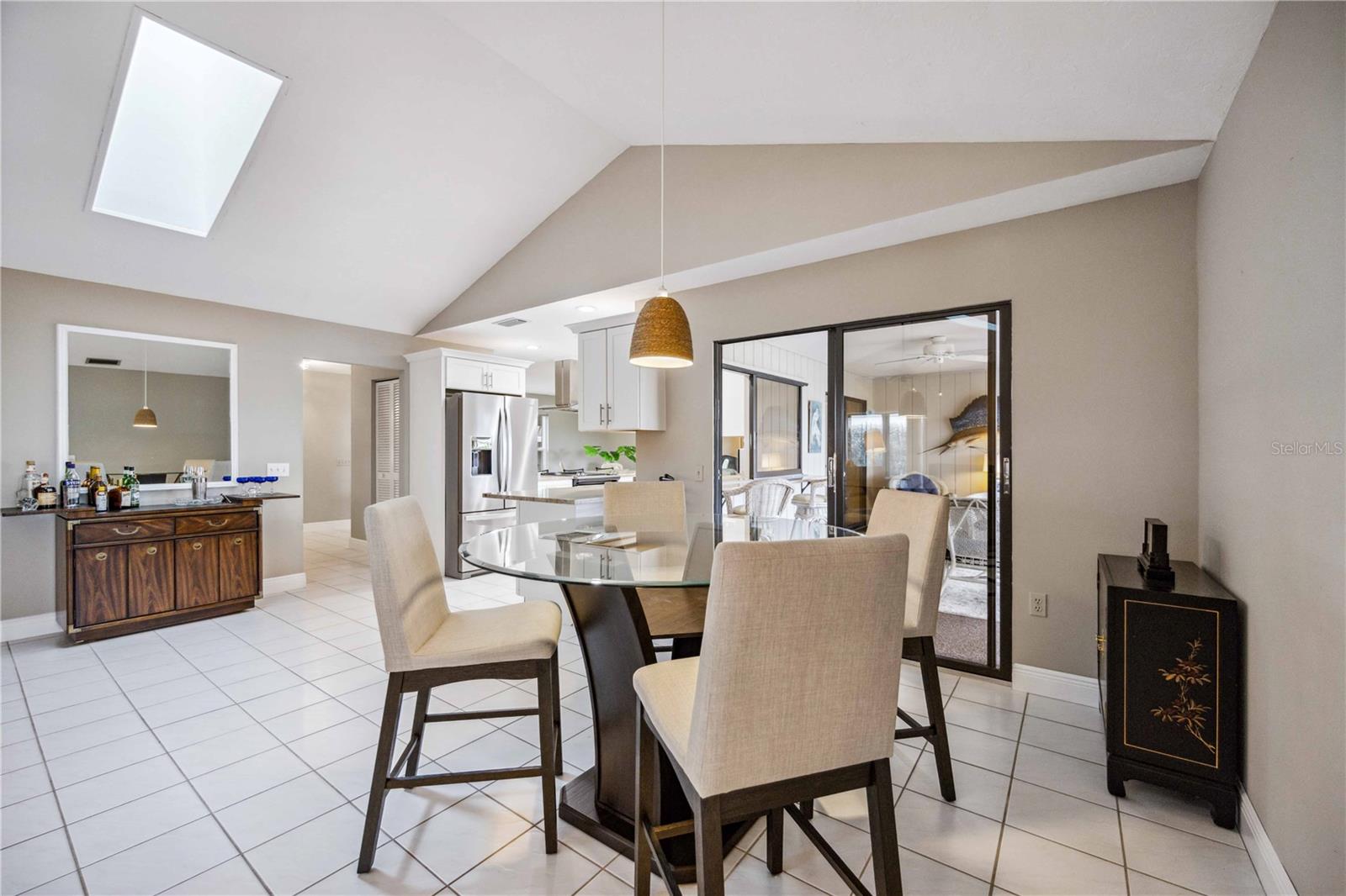 JACARANDA COUNTRY CLUB WEST VILLAGE - Residential