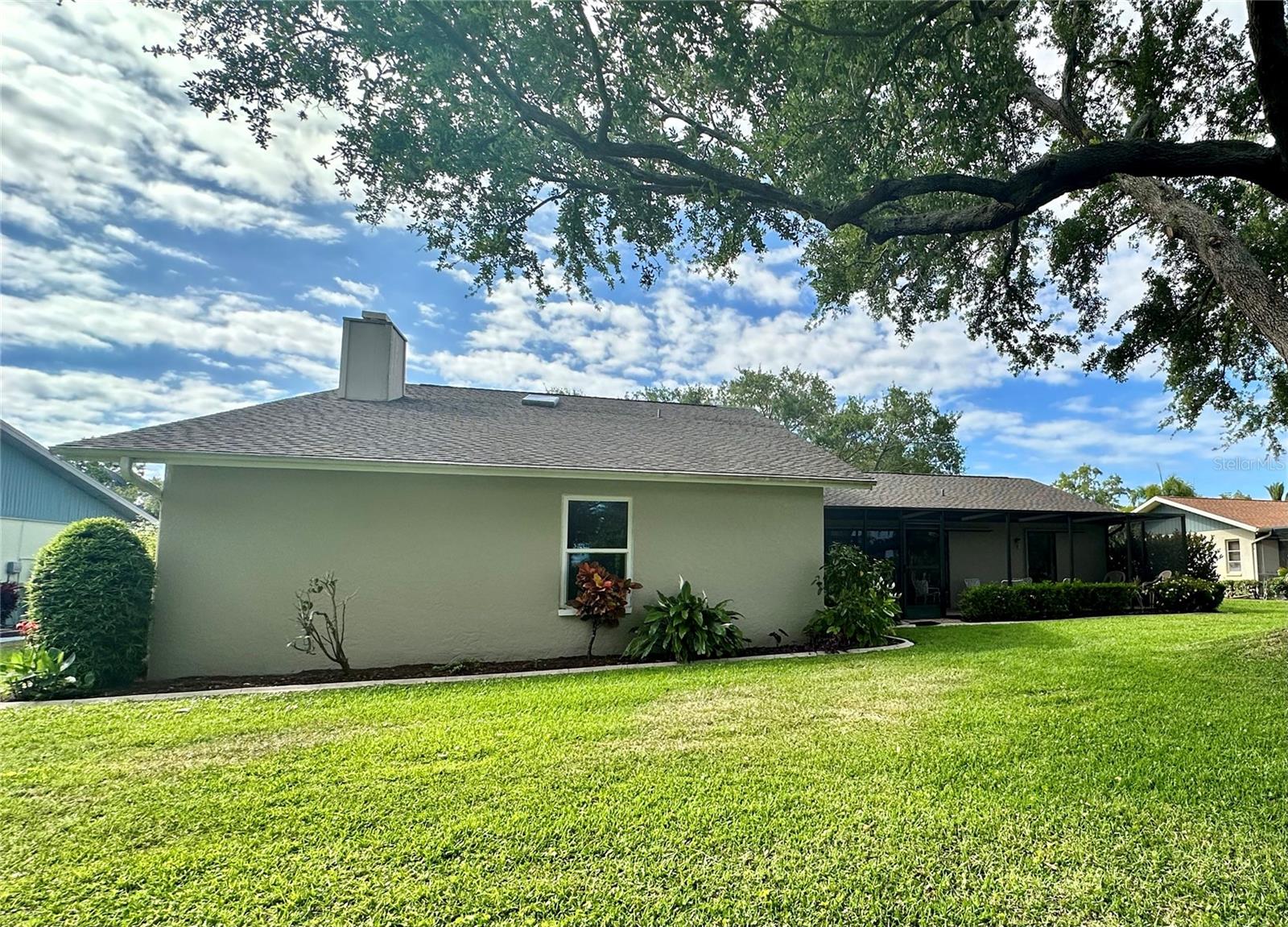 JACARANDA COUNTRY CLUB WEST VILLAGE - Residential