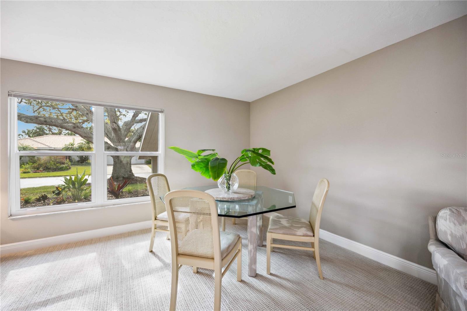 JACARANDA COUNTRY CLUB WEST VILLAGE - Residential