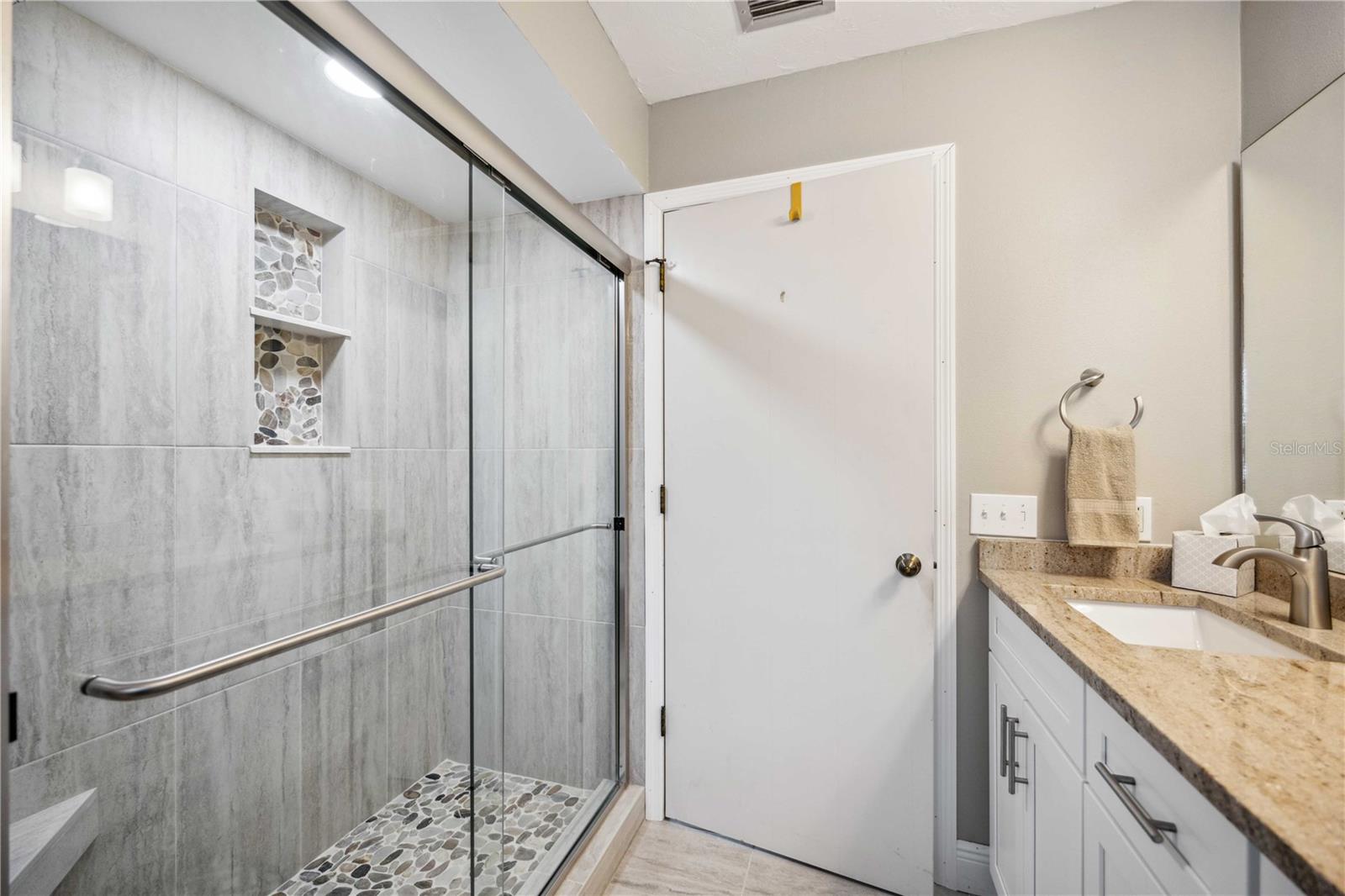 JACARANDA COUNTRY CLUB WEST VILLAGE - Residential