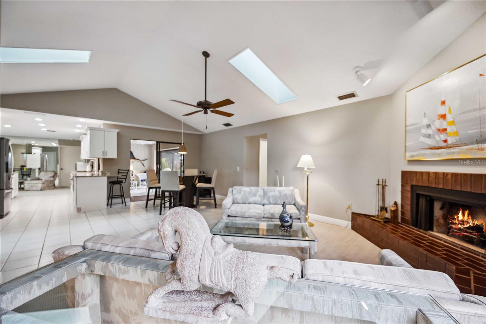 JACARANDA COUNTRY CLUB WEST VILLAGE - Residential