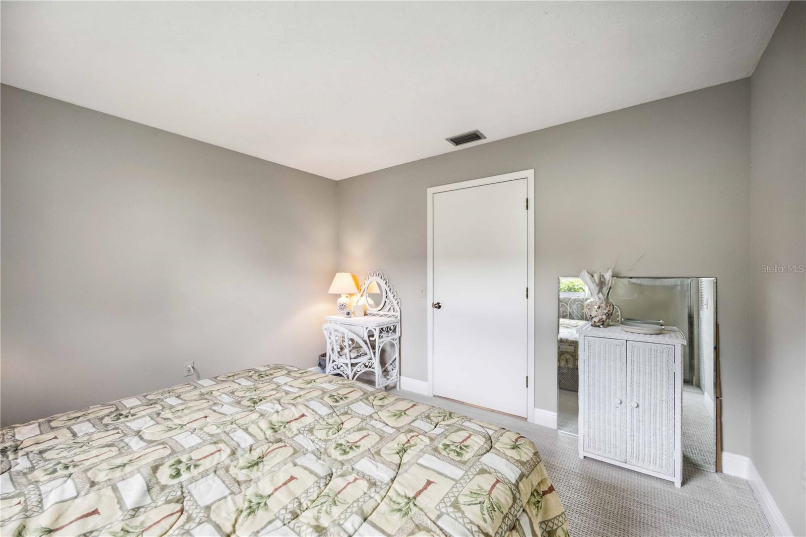 JACARANDA COUNTRY CLUB WEST VILLAGE - Residential