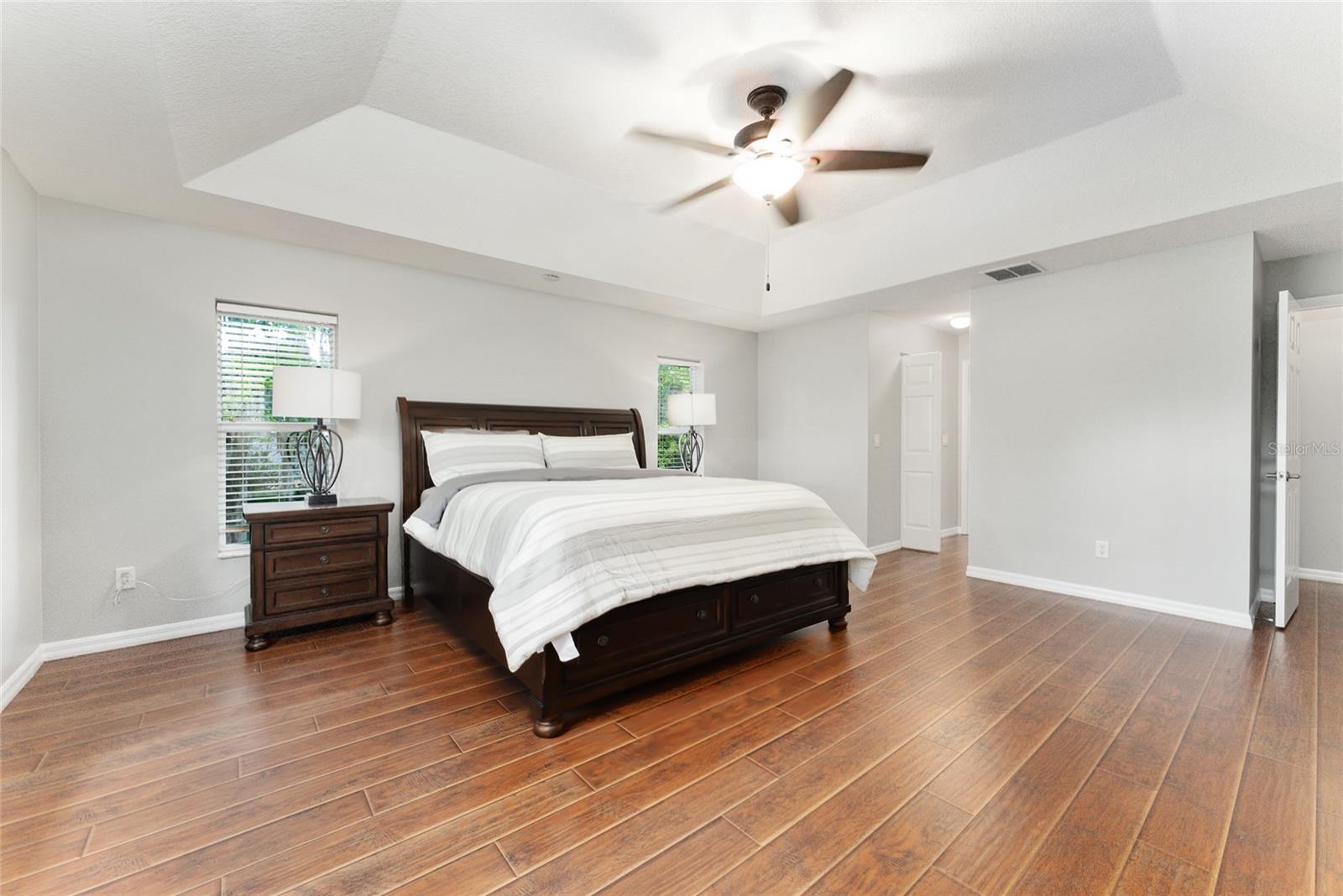 GOLDEN HILLS TURF & COUNTRY CLUB - Residential Lease