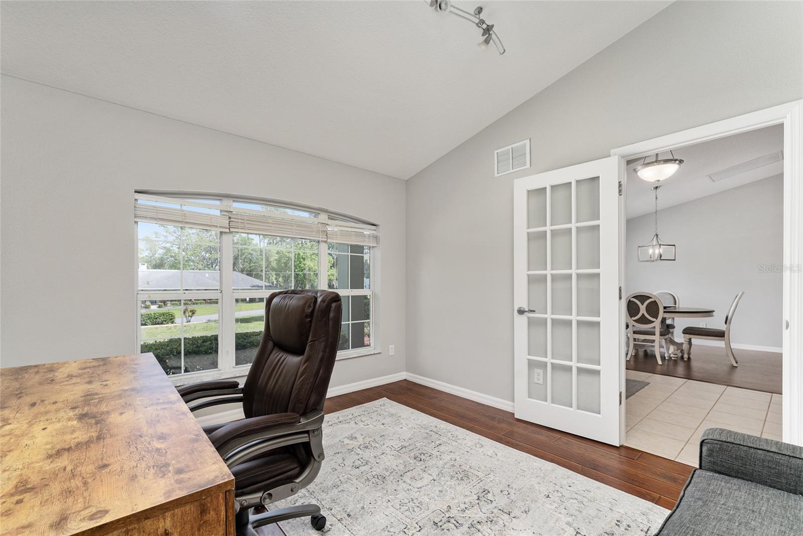 GOLDEN HILLS TURF & COUNTRY CLUB - Residential Lease