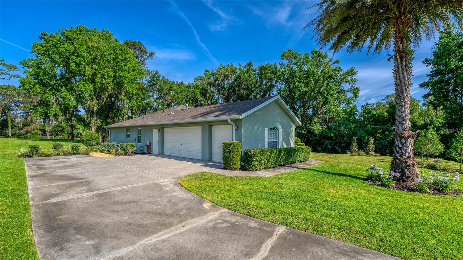 GOLDEN HILLS TURF & COUNTRY CLUB - Residential Lease