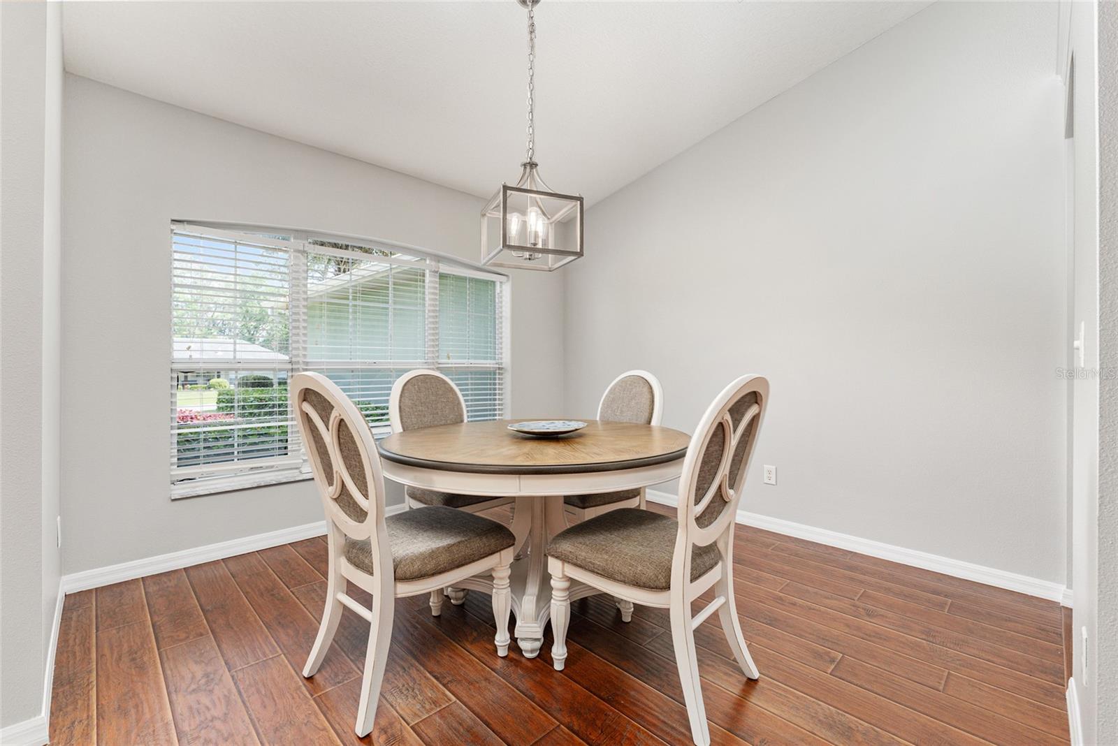 GOLDEN HILLS TURF & COUNTRY CLUB - Residential Lease