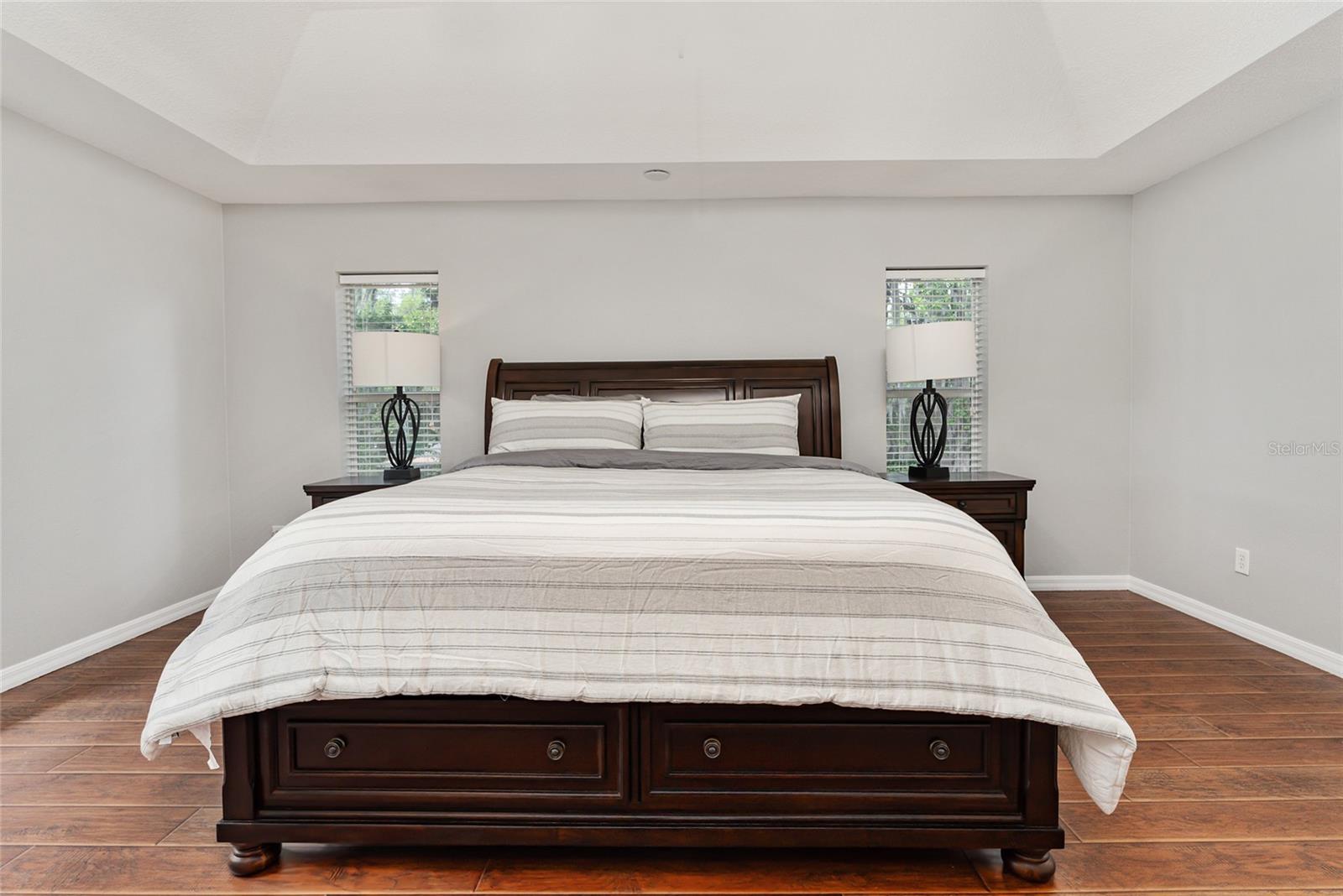 GOLDEN HILLS TURF & COUNTRY CLUB - Residential Lease