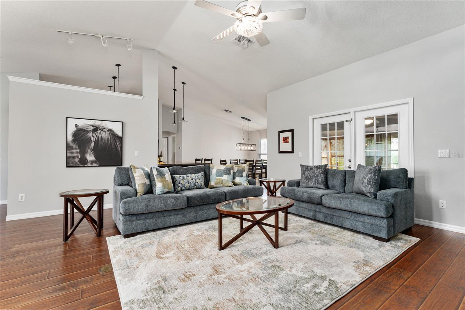 GOLDEN HILLS TURF & COUNTRY CLUB - Residential Lease