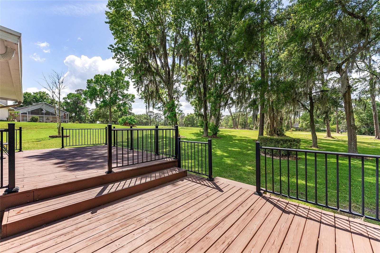 GOLDEN HILLS TURF & COUNTRY CLUB - Residential Lease