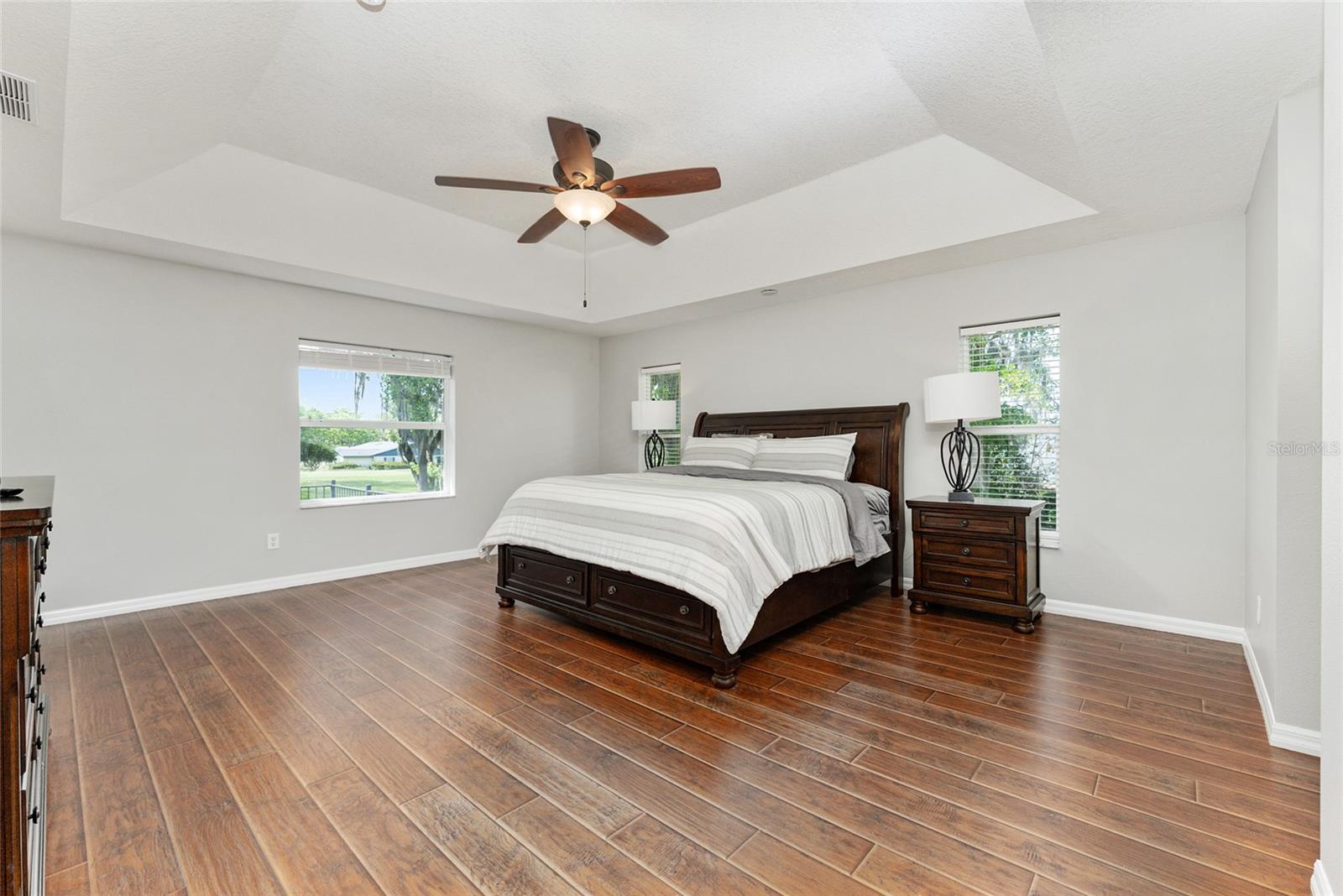 GOLDEN HILLS TURF & COUNTRY CLUB - Residential Lease