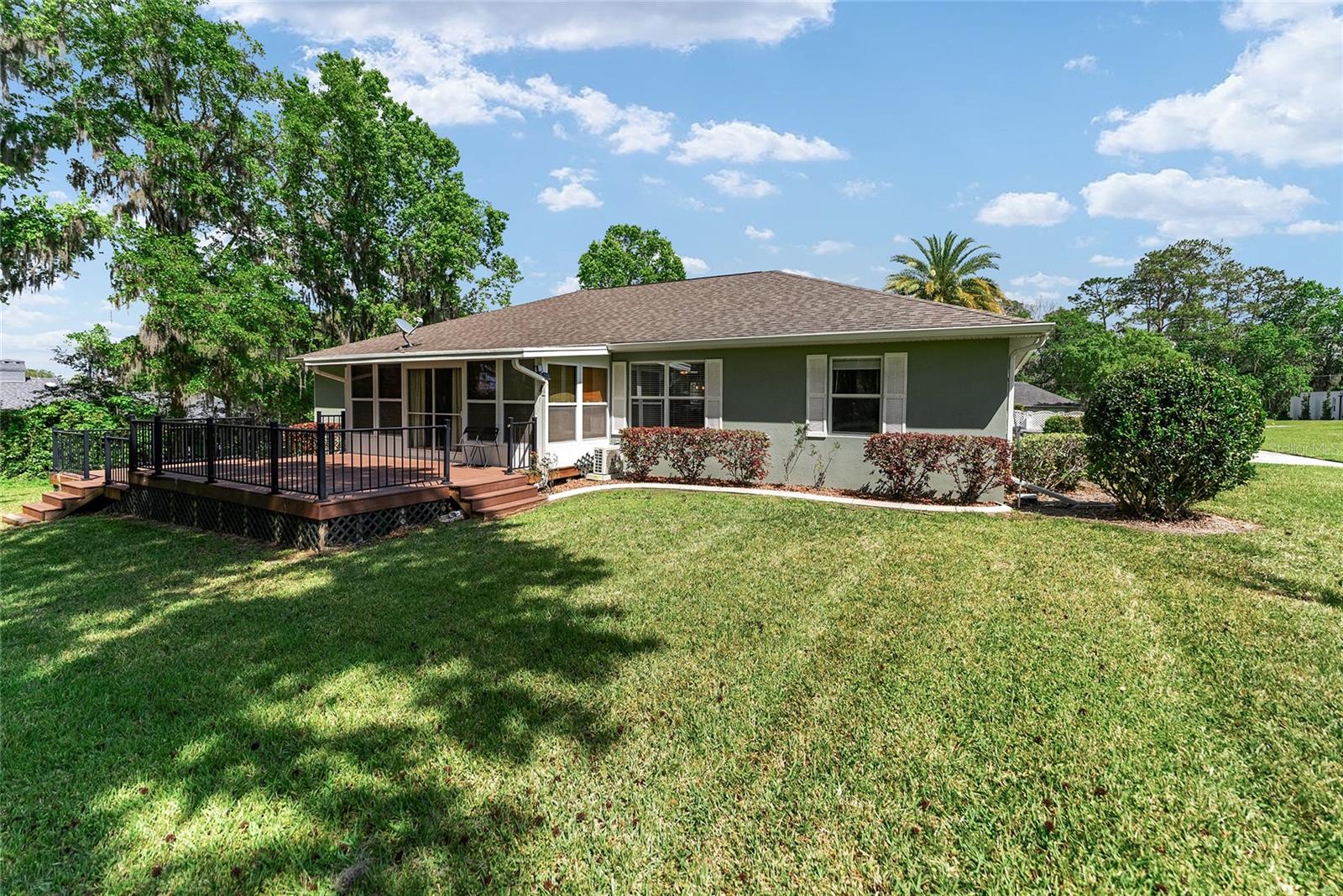 GOLDEN HILLS TURF & COUNTRY CLUB - Residential Lease