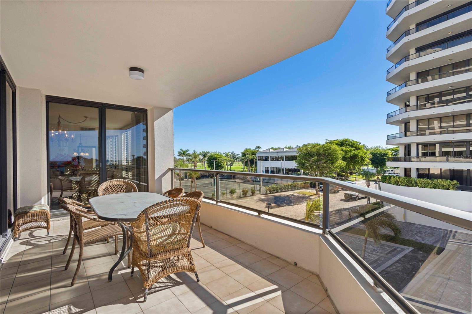 SANCTUARY III - Residential