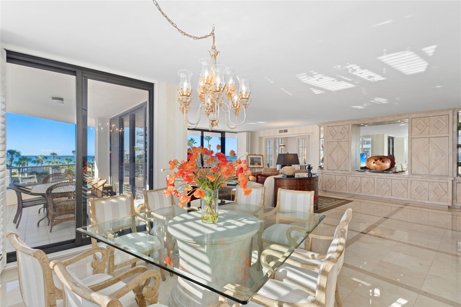 SANCTUARY III - Residential