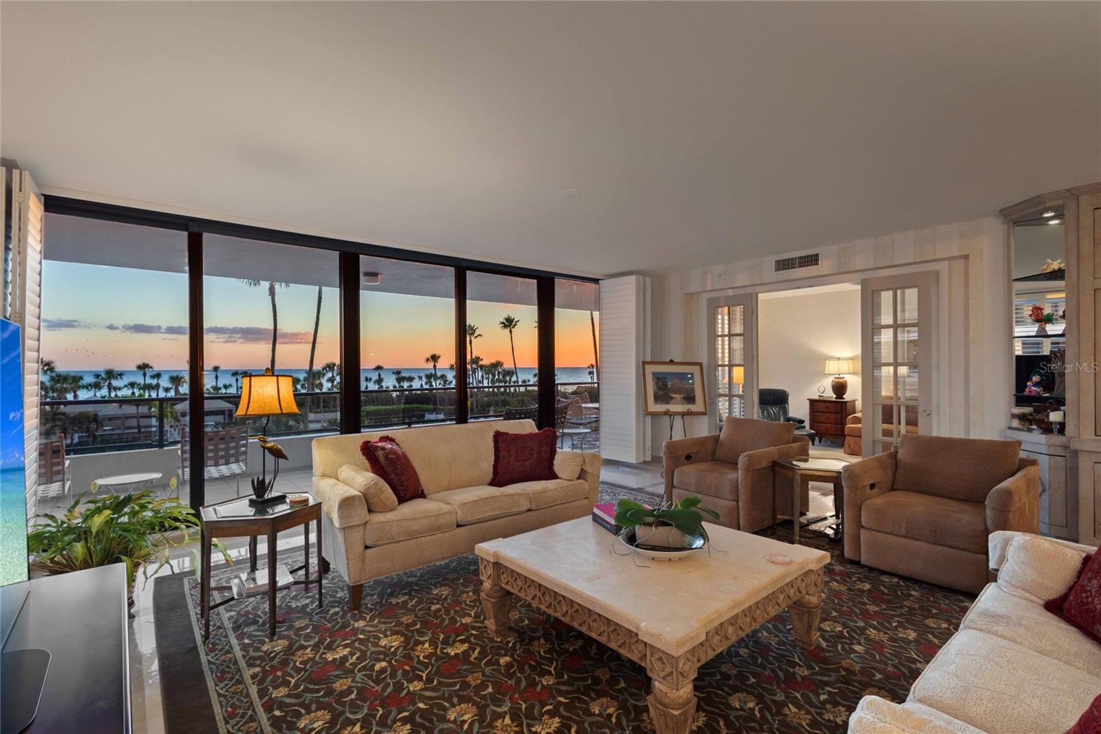 545 SANCTUARY DRIVE B204