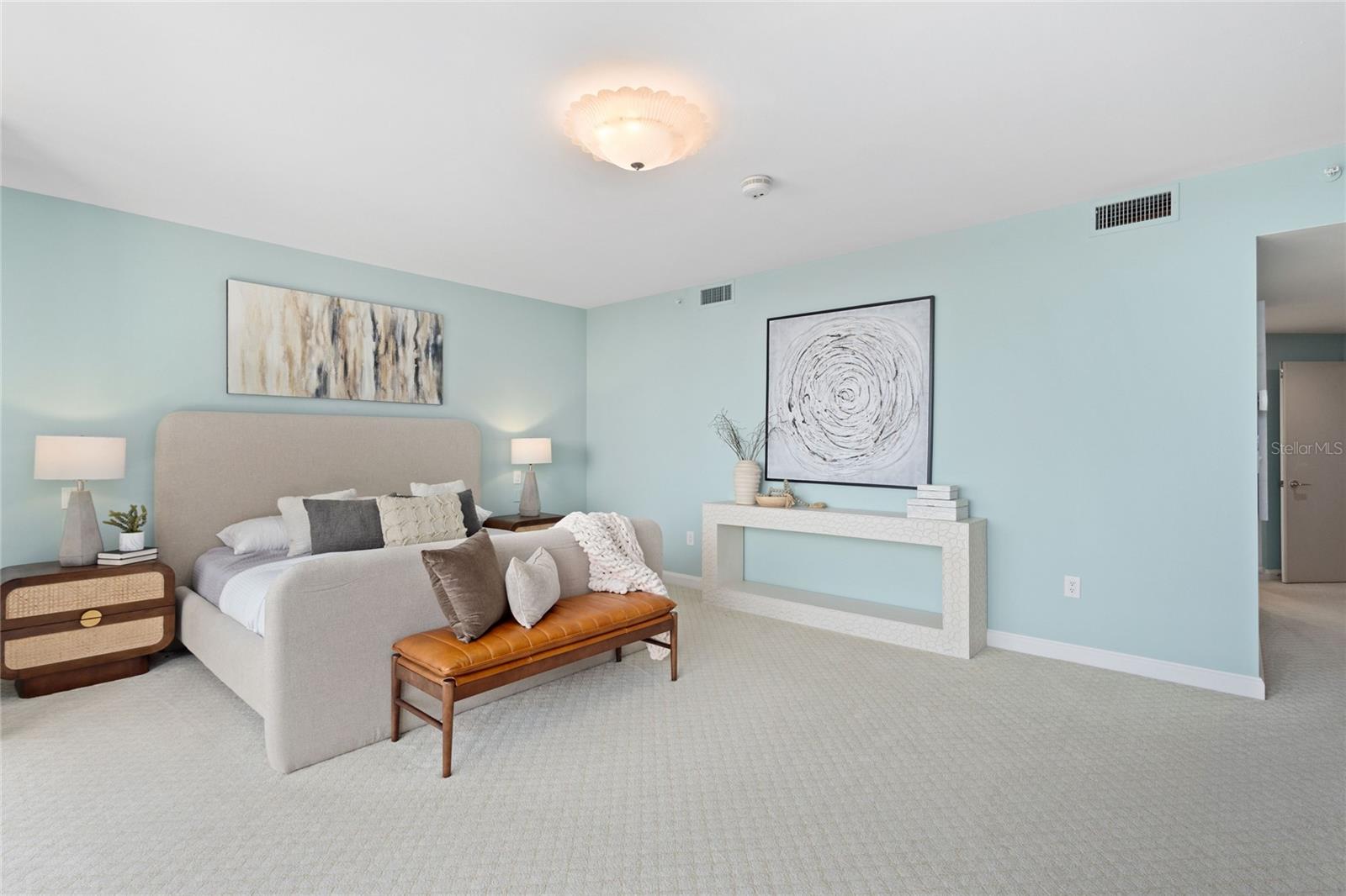 SANCTUARY III - Residential