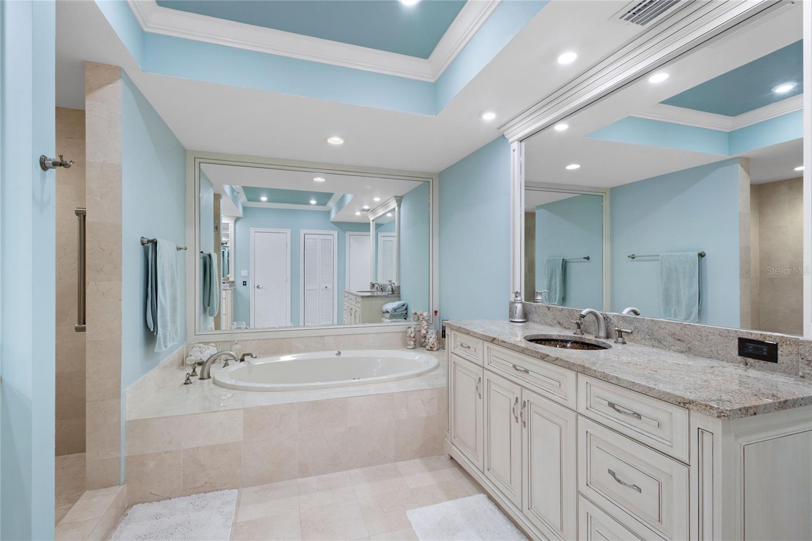 SANCTUARY III - Residential