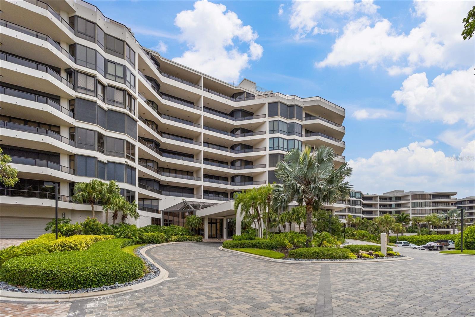 SANCTUARY III - Residential