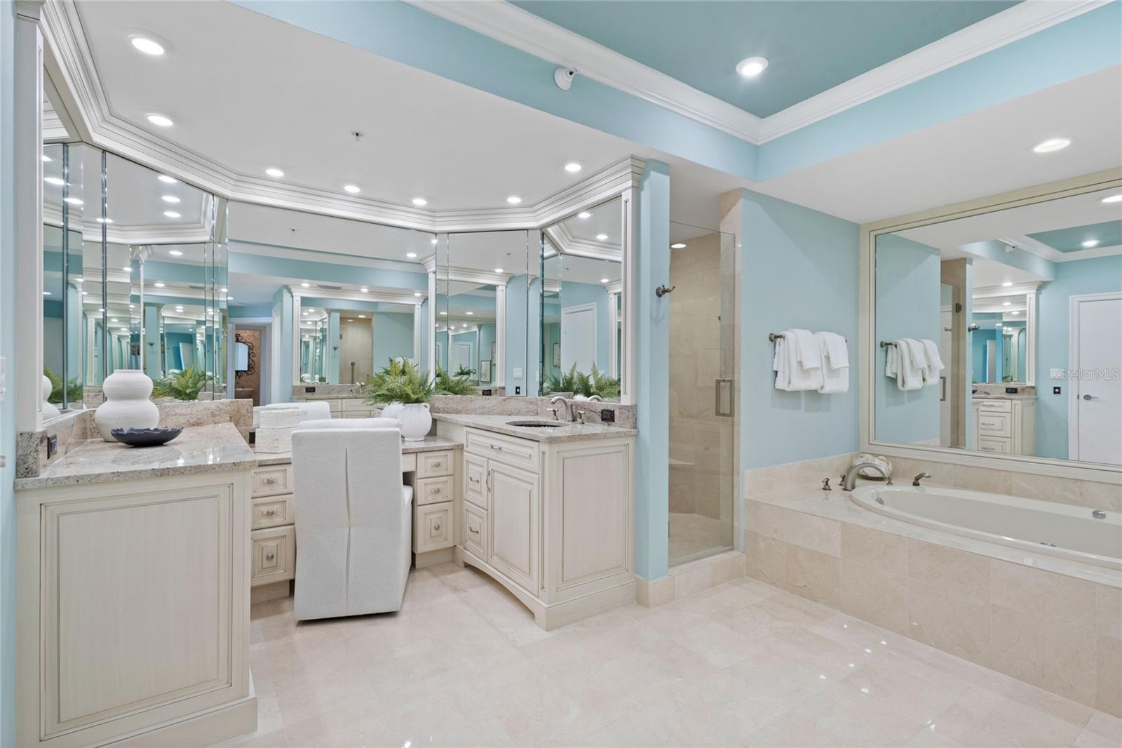 SANCTUARY III - Residential