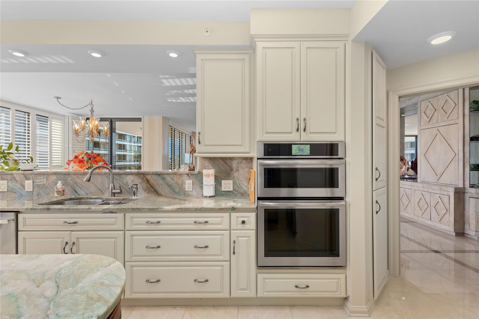 SANCTUARY III - Residential