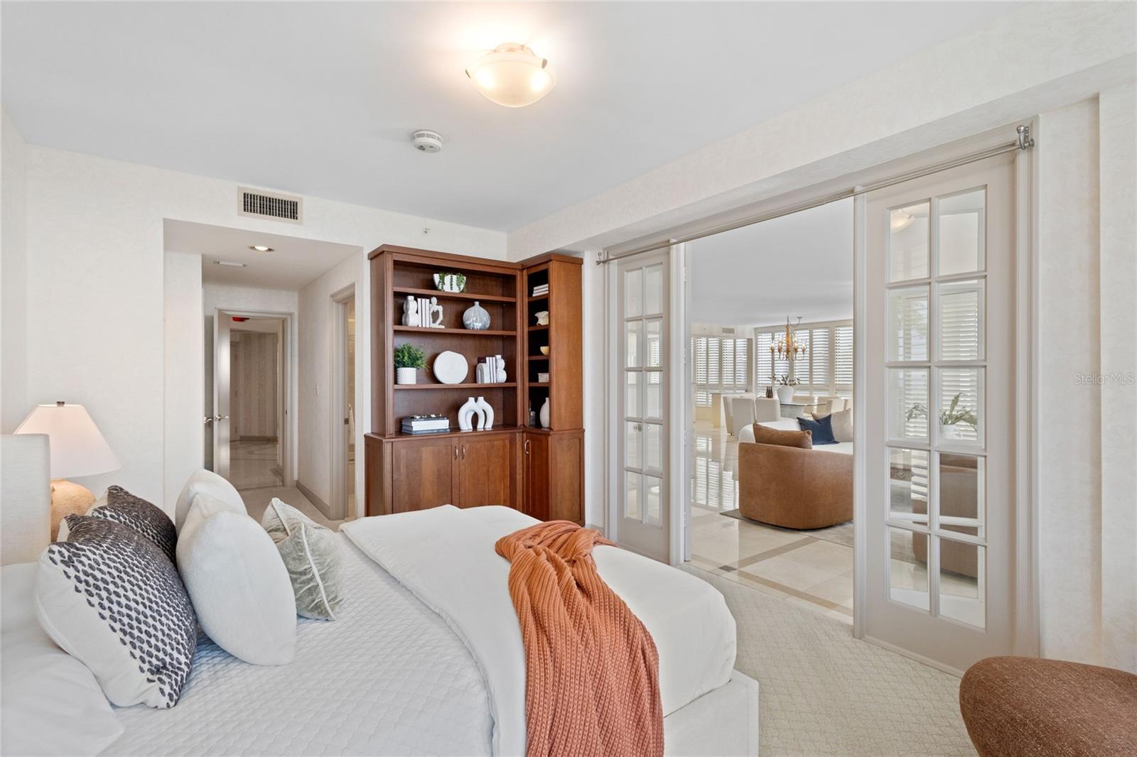 SANCTUARY III - Residential