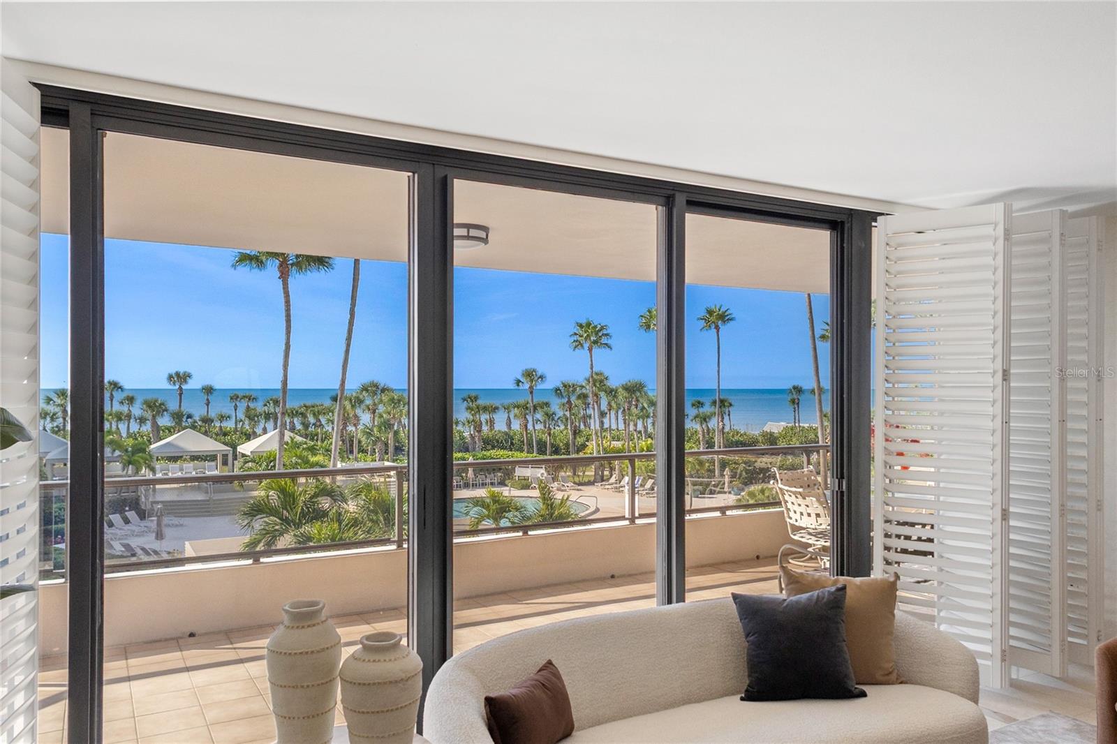 SANCTUARY III - Residential