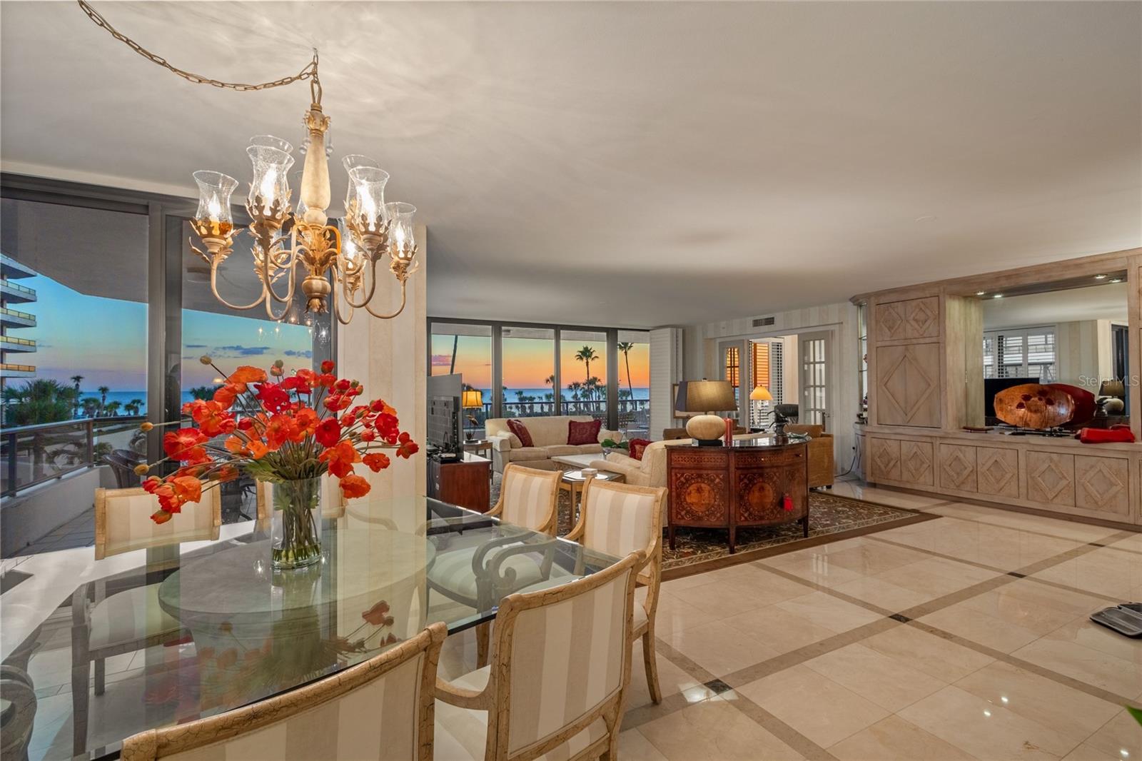 SANCTUARY III - Residential