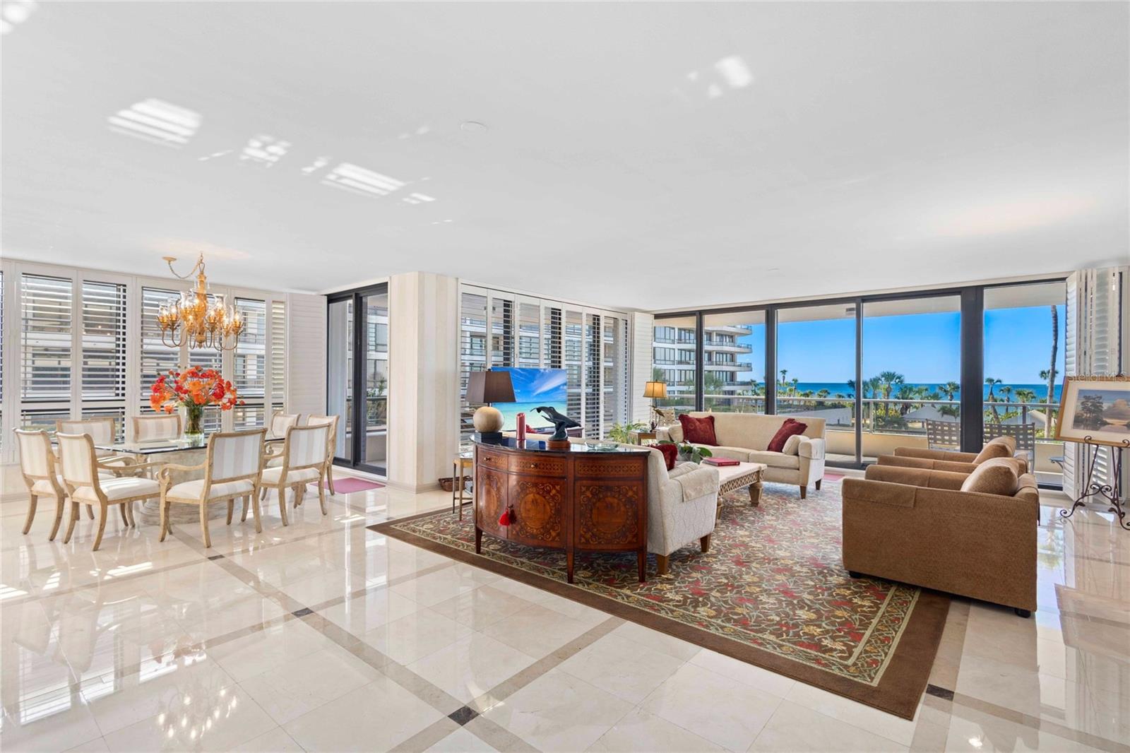 SANCTUARY III - Residential