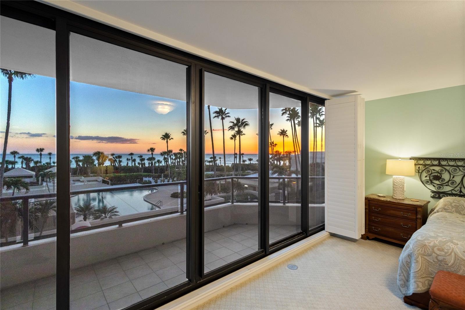 SANCTUARY III - Residential