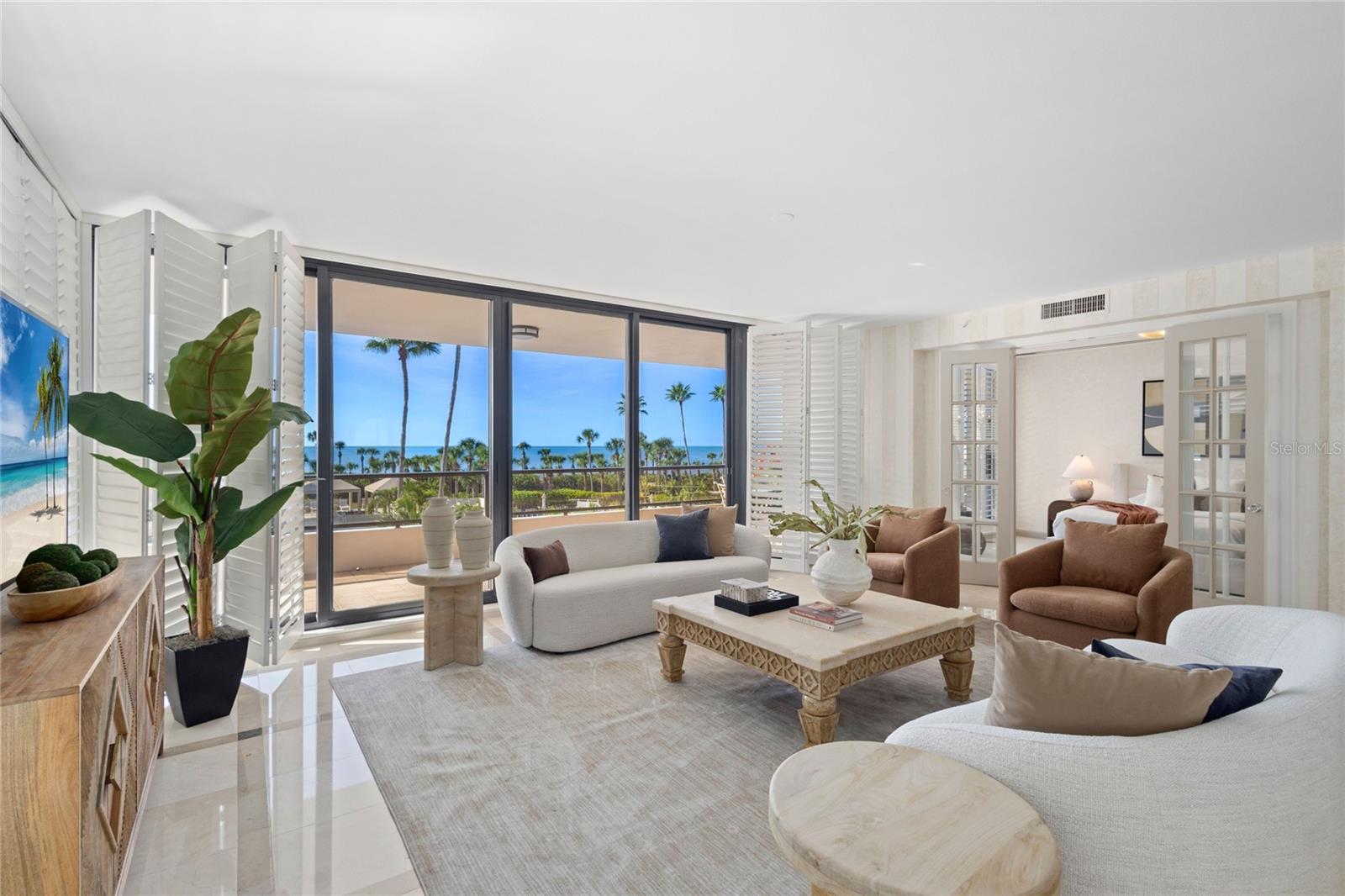 545 SANCTUARY DRIVE B204