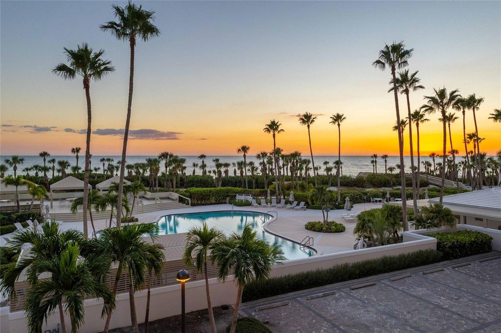 Photo of 545 Sanctuary Drive #B204, Longboat Key, FL 34228 (MLS # A4667288)