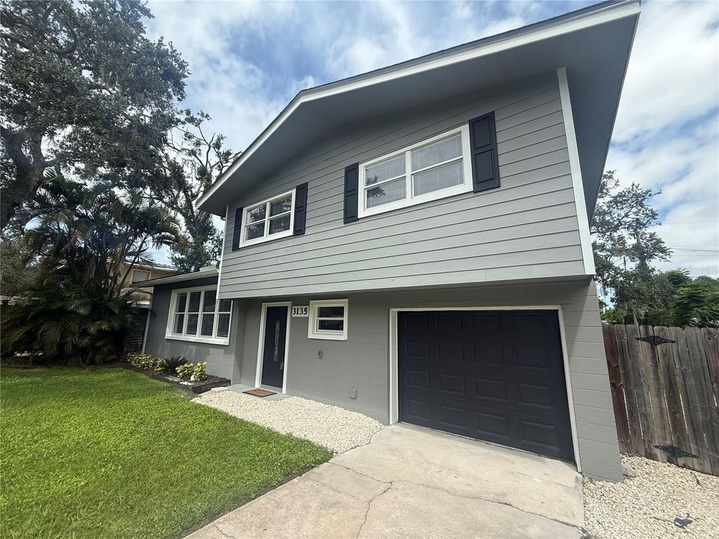 Photo of 3135 Alta Vista Street, Sarasota, FL 34237 (MLS # A4664729)