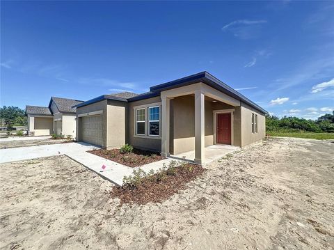 A home in WINTER HAVEN