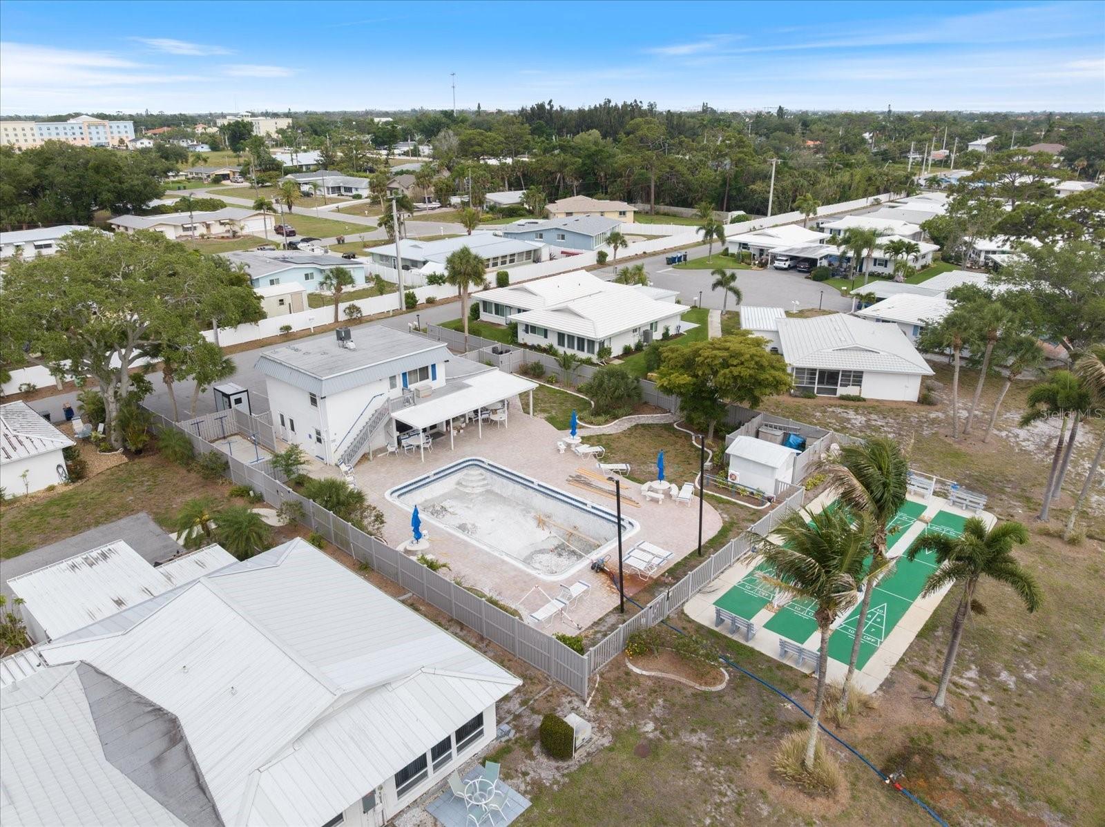 FAIRWINDS VILLAGE 2 - Residential