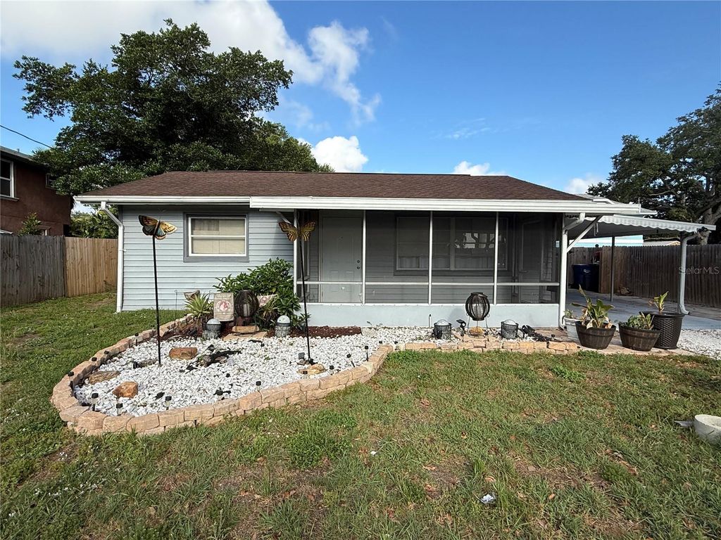 Photo of 2402 9th Street E, Bradenton, FL 34208 (MLS # A4692474)