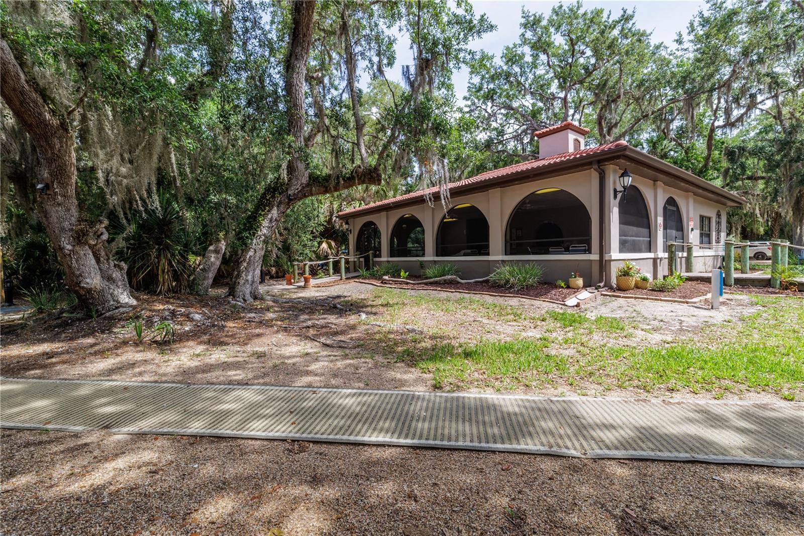 LAKESIDE/MATANZAS SHORES - Residential