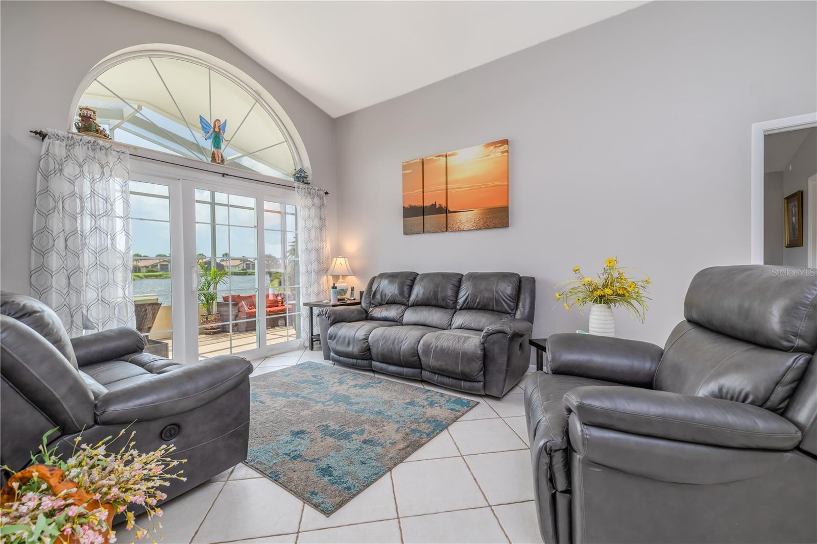 LAKESIDE/MATANZAS SHORES - Residential