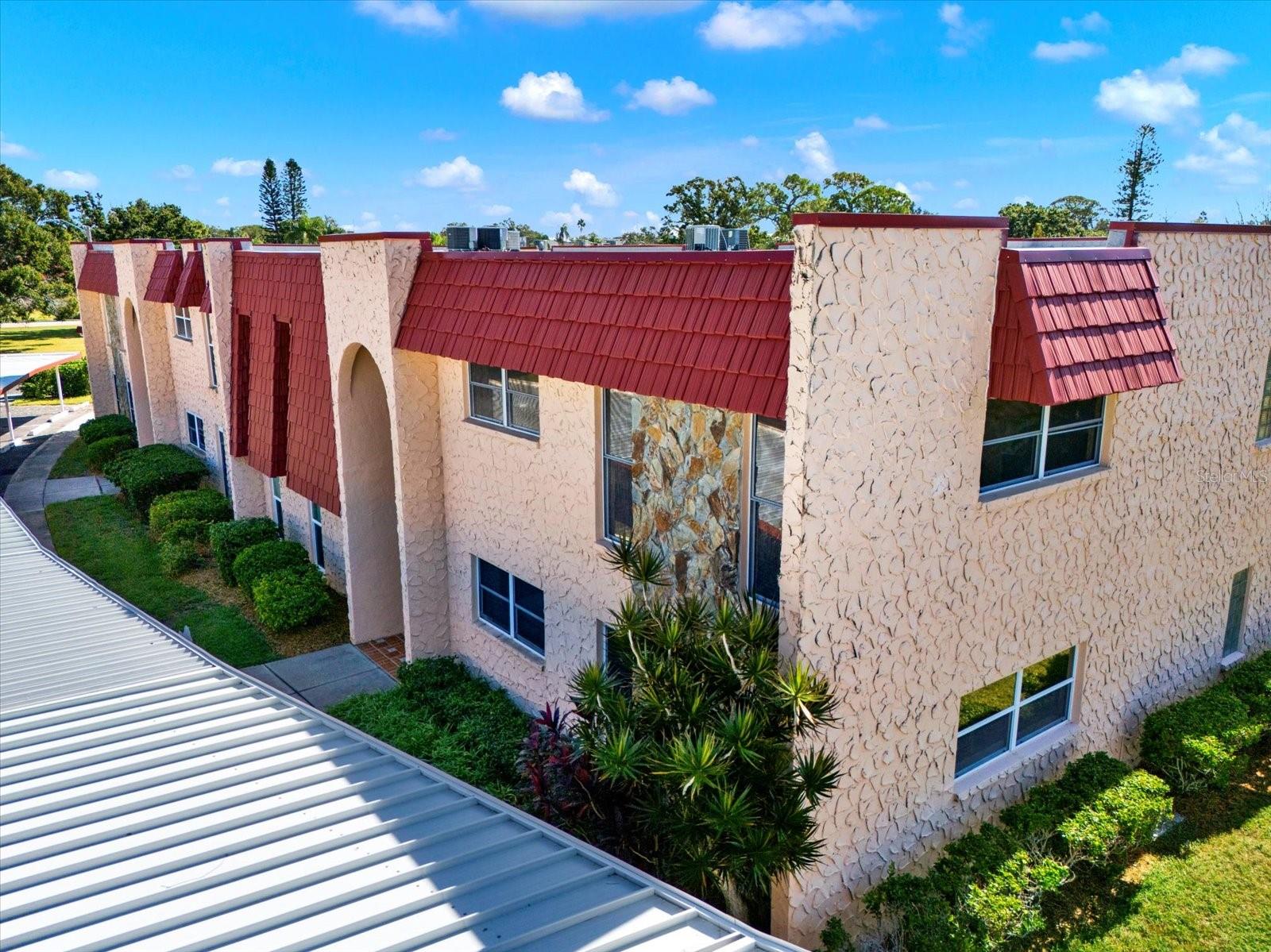 GARDENS THE CONDO - Residential