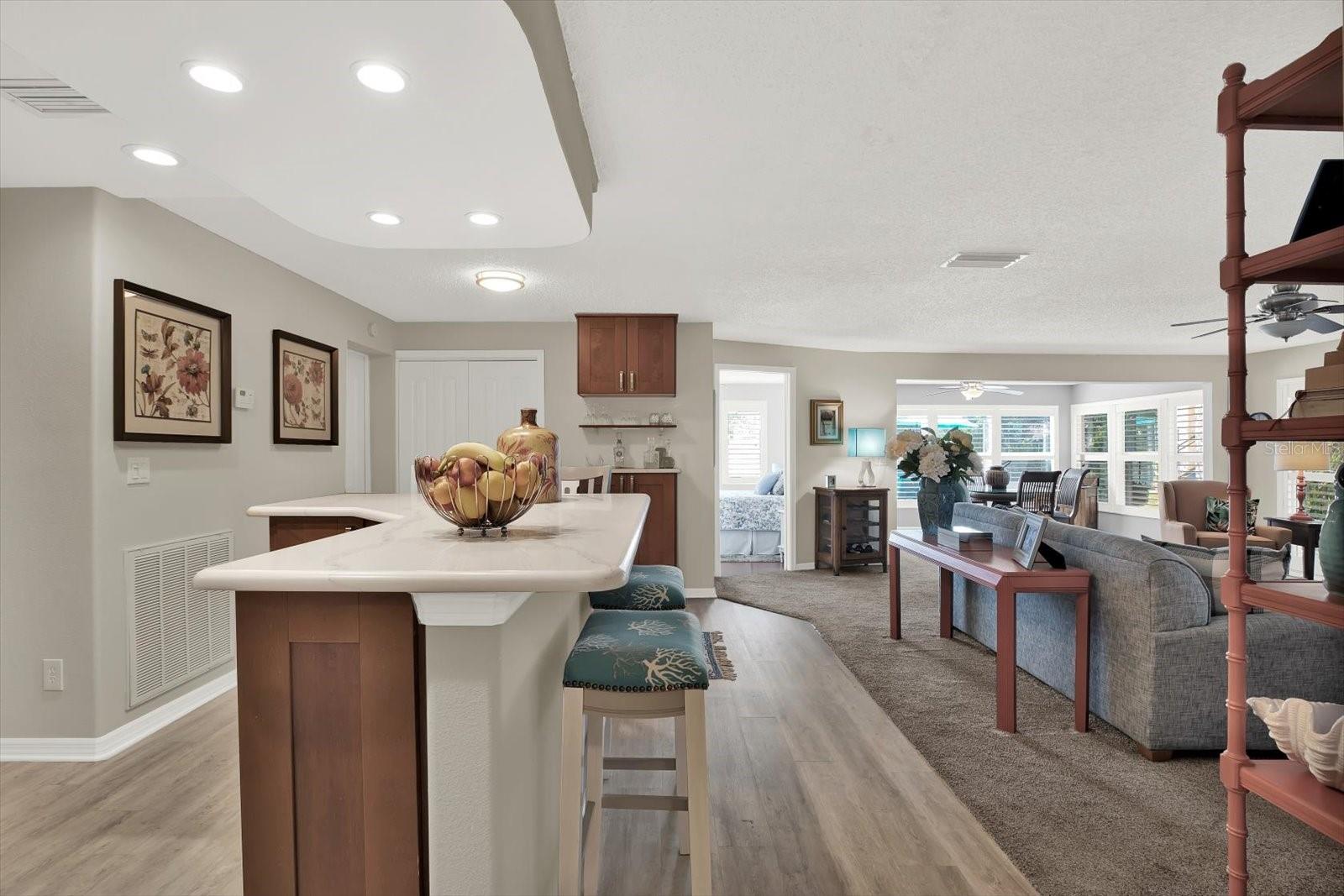 GARDENS THE CONDO - Residential