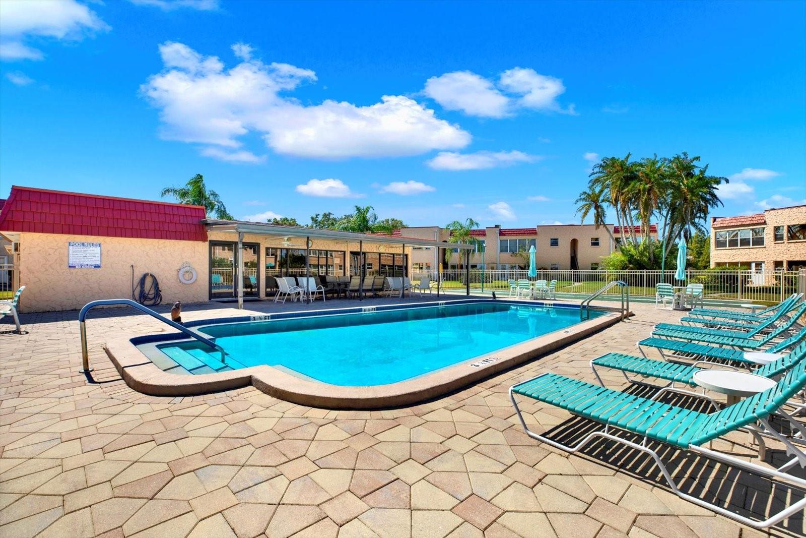 GARDENS THE CONDO - Residential