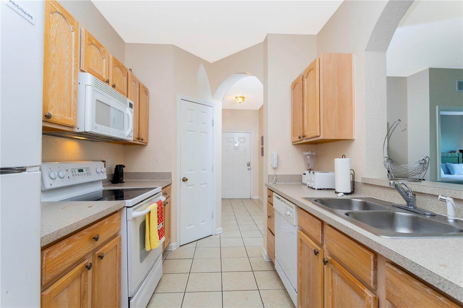 VENTURA AT WINDSOR HILLS CONDO PH 4 - Residential