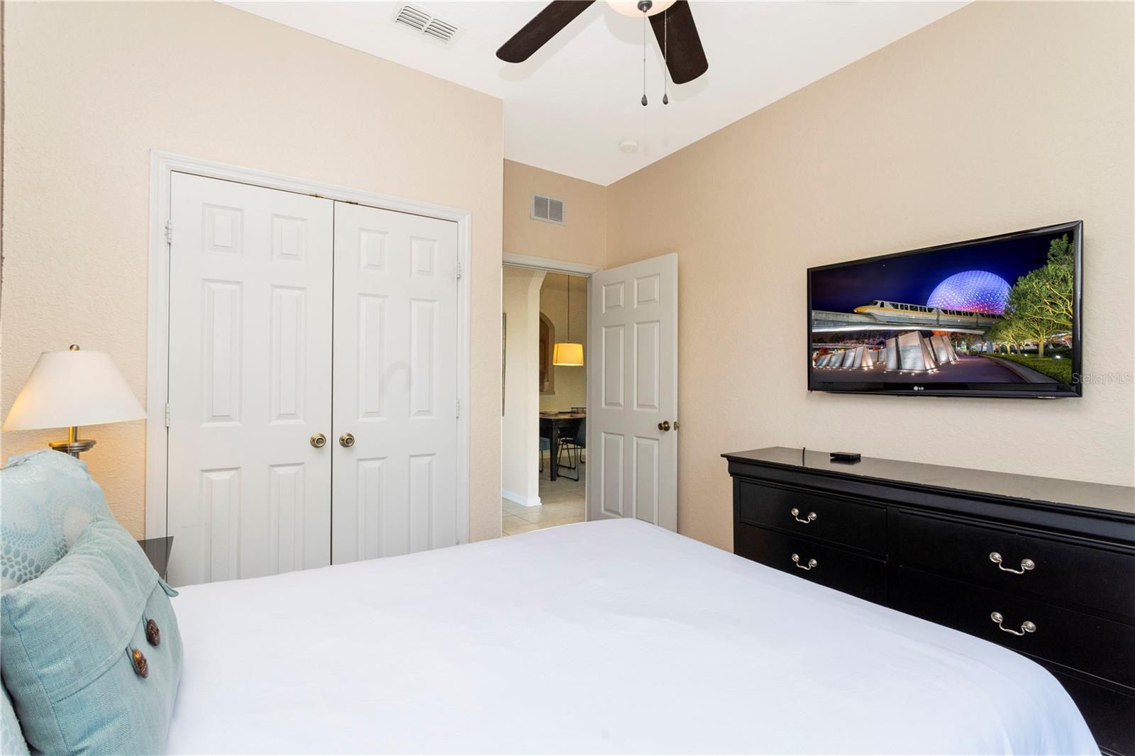 VENTURA AT WINDSOR HILLS CONDO PH 4 - Residential