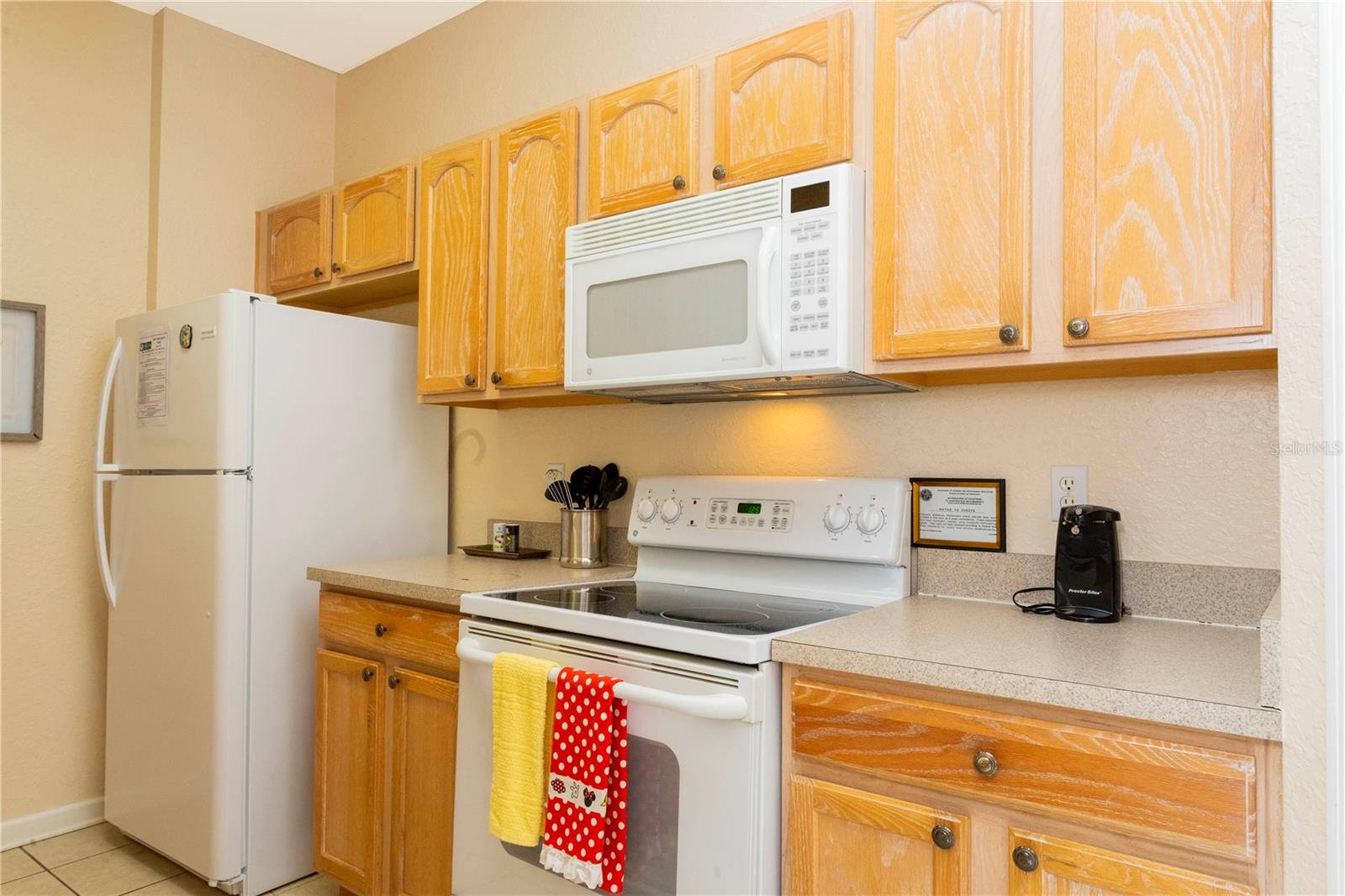 VENTURA AT WINDSOR HILLS CONDO PH 4 - Residential