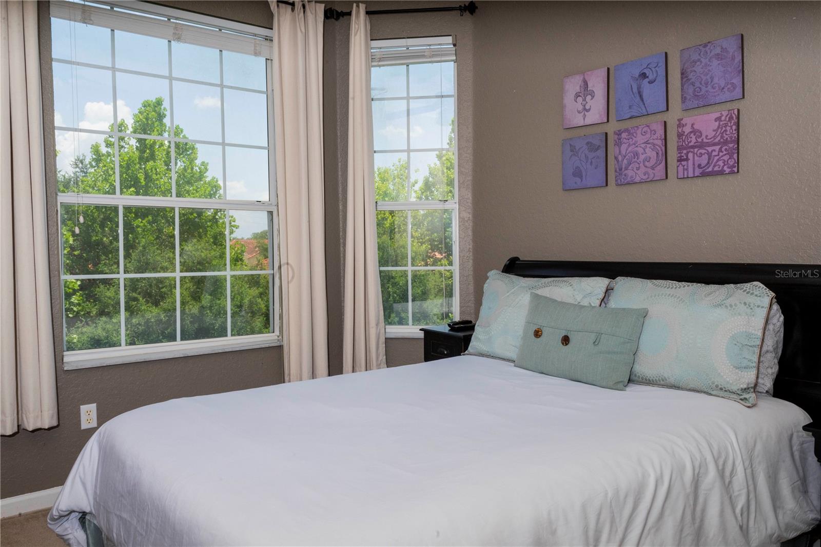 VENTURA AT WINDSOR HILLS CONDO PH 4 - Residential
