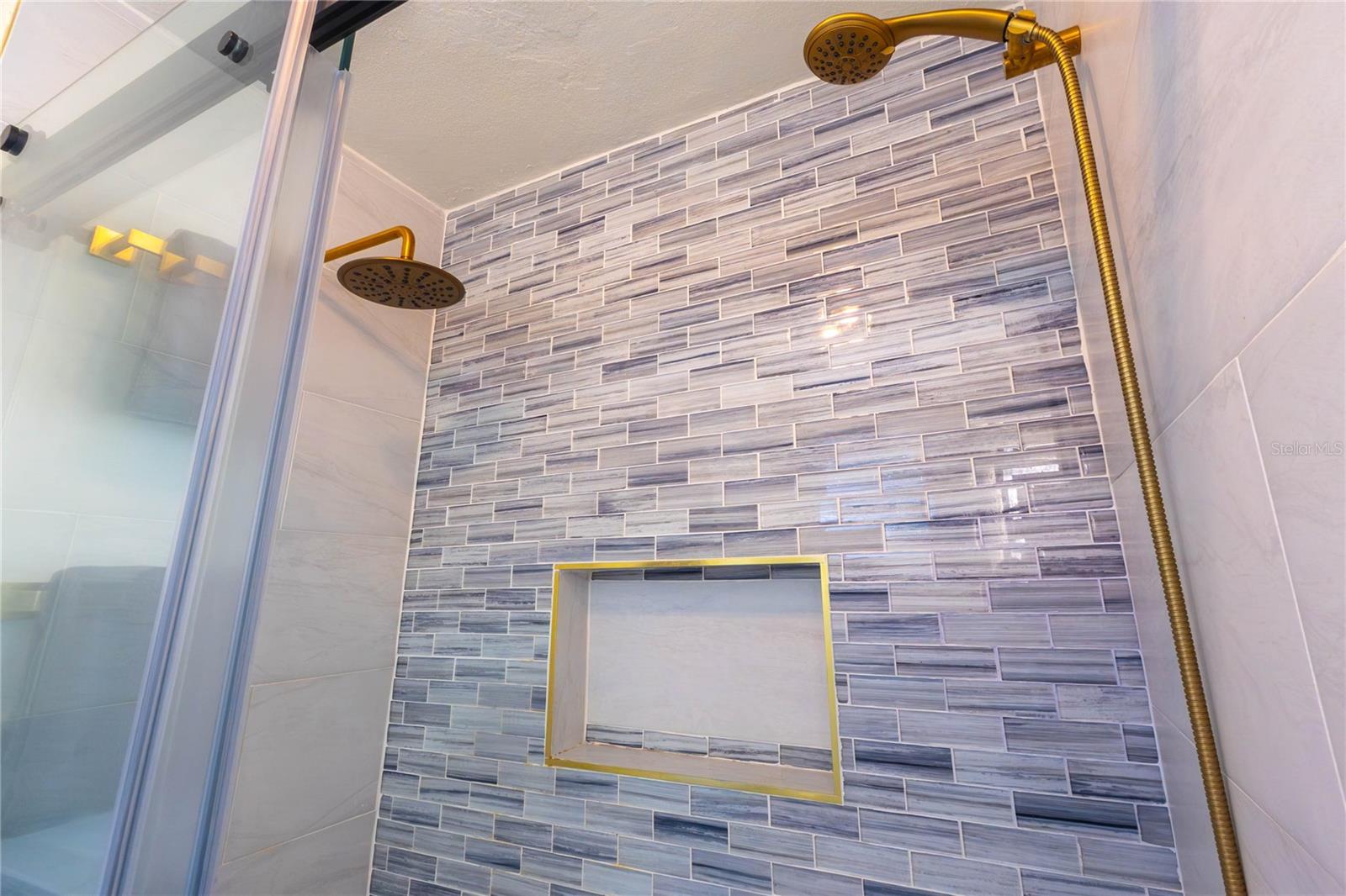 SUNRISE - Residential