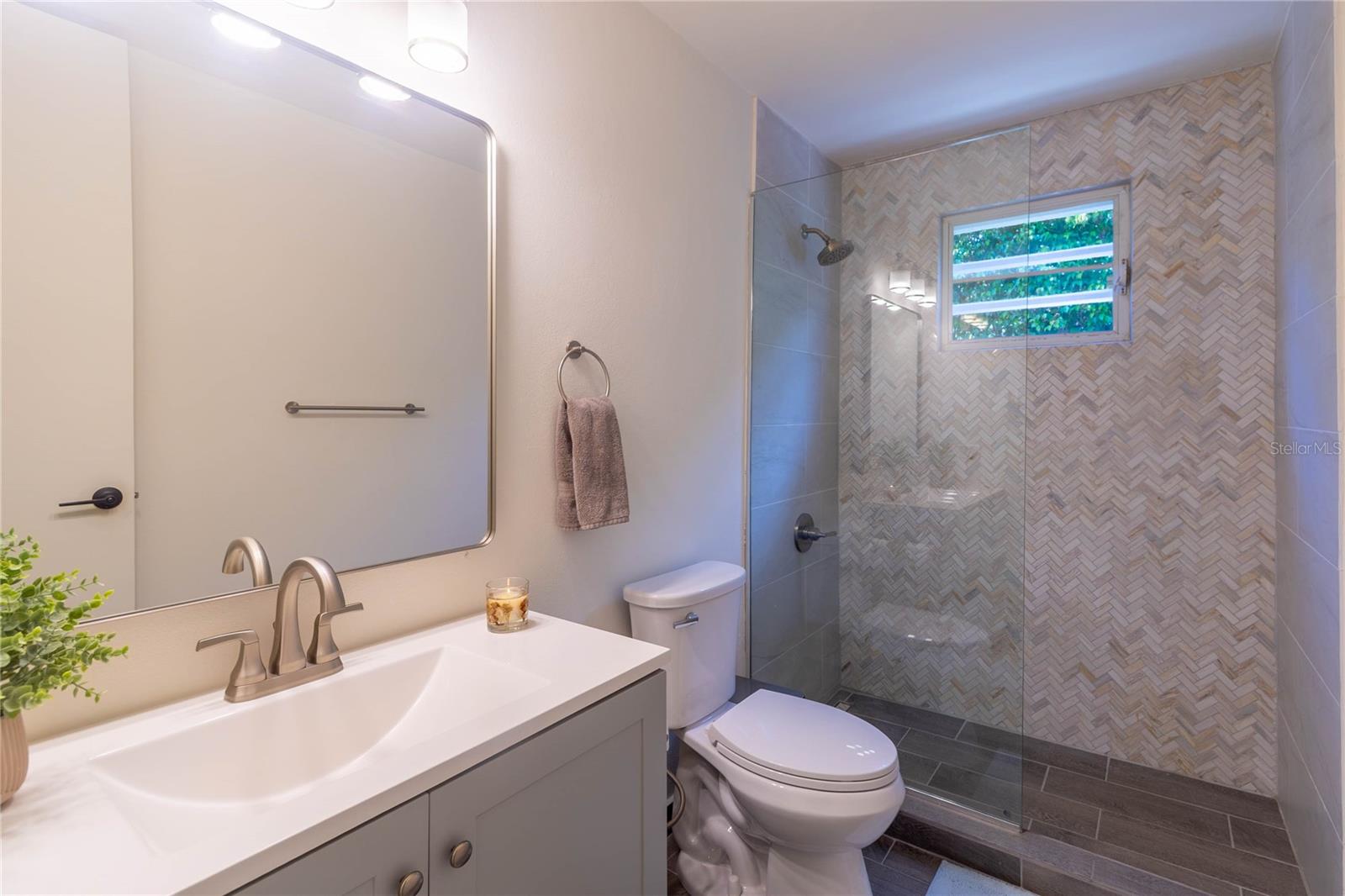 SUNRISE - Residential