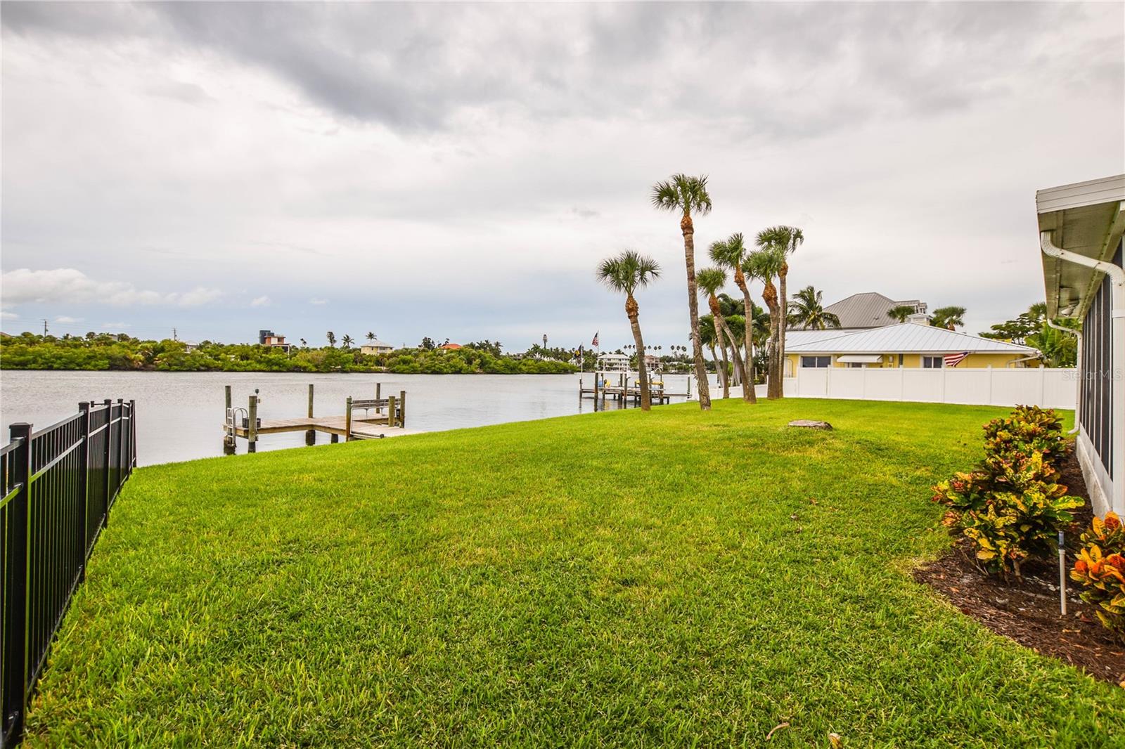 321 BAYSHORE ROAD